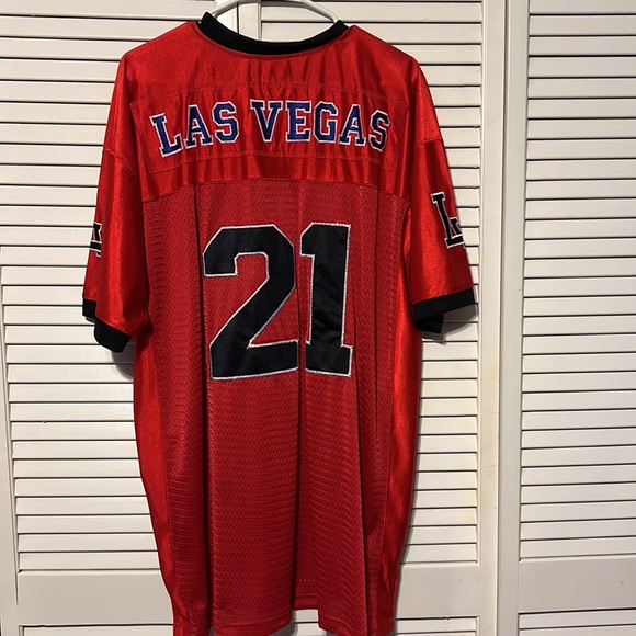 Las Vegas 21 BlackJack Football Jersey Size Large Color Red - Picture 8 of 8